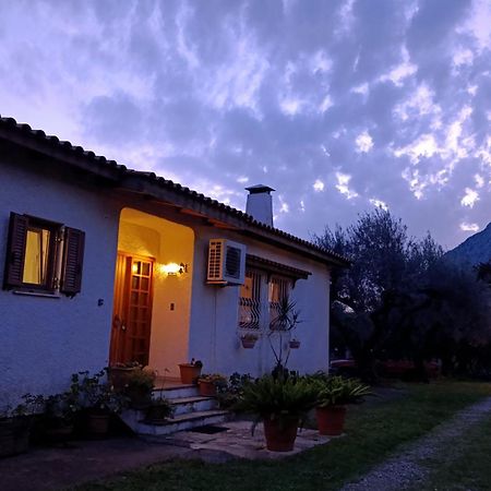 Nafpaktos Cottage By The Sea For Travelers And Dreamers! Exteriér fotografie