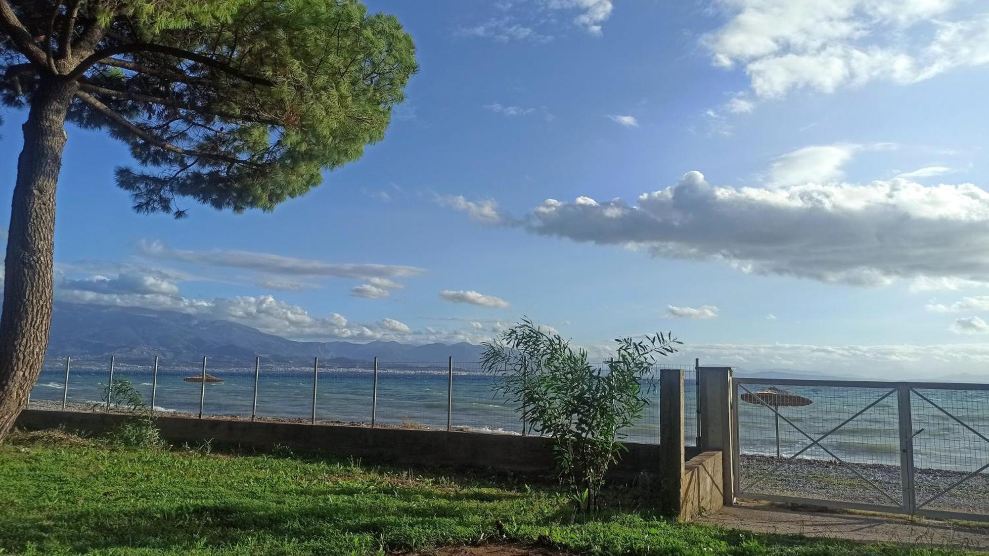 Nafpaktos Cottage By The Sea For Travelers And Dreamers! Exteriér fotografie